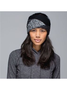 Lululemon Totally Toasty Ear Warmer Merino Wool